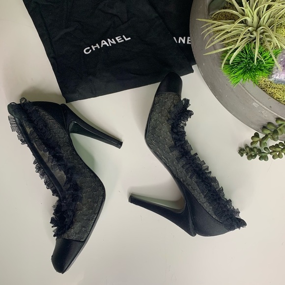 CHANEL Black satin Cap Round Toe Ruffle trim lace sheer high heels Stiletto shoe - Picture 6 of 15